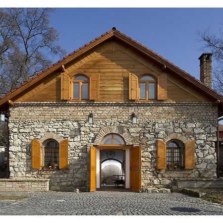 Cifrapince Es Vendeghaz Villa Tordas Bagian luar foto